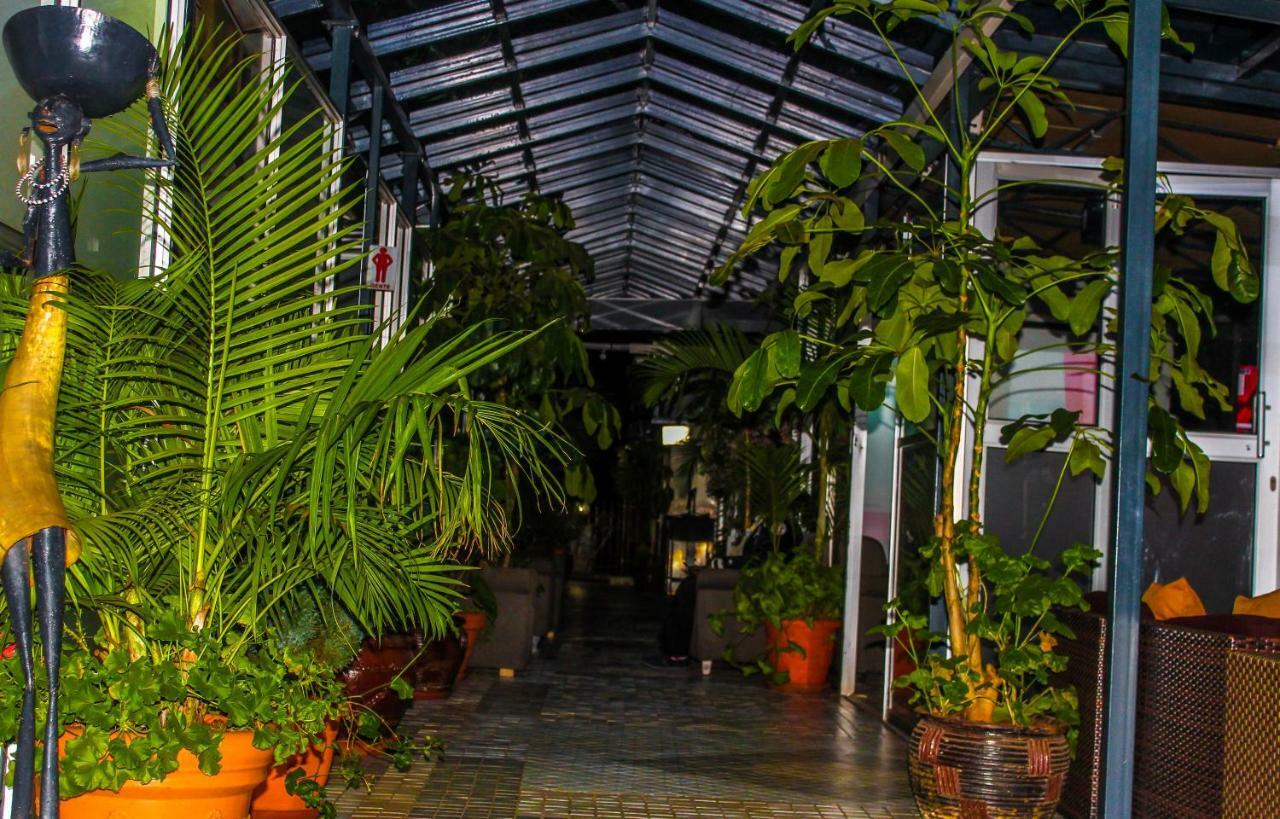 Clarence House Nairobi Apartment Luaran gambar